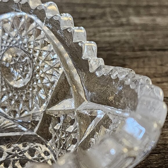 Vintage Open Glass Oval Candy Nut Dish Sawtooth Rim Heavy Clear - Picture 13 of 16
